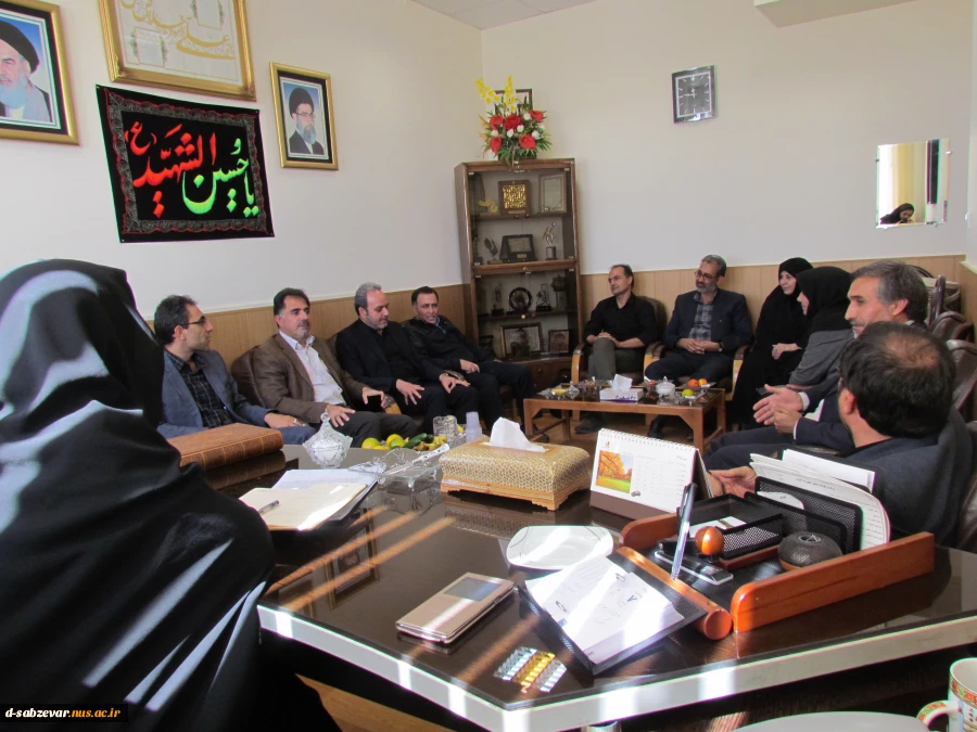 برگزاری نشست مشترک شهرداری منطقه توحید شهر و مسئولین آموزشکده
