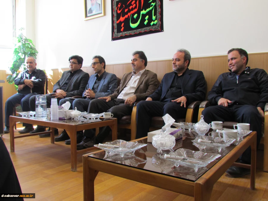 برگزاری نشست مشترک شهرداری منطقه توحید شهر و مسئولین آموزشکده
