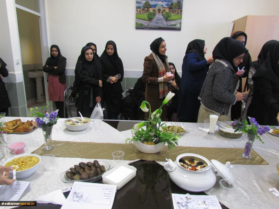 برگزاری جشنواره غذاهای محلی