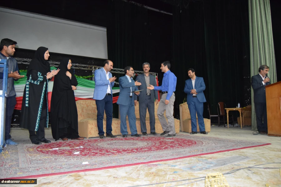 افتخار آفرینی دانشجویان معماری.... آفرین به تلاشتان دانشجویان عزیز ...