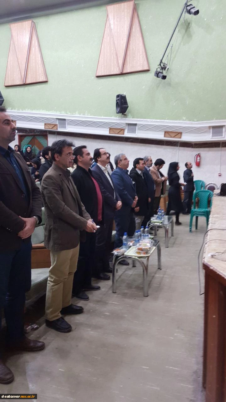 برگزاری اختتامیه ی جشنواره ی عکس بنی آدم در تالار کاشفی سبزوار با حضور داوران ،اساتید،کارکنان ودانشجویان دانشکده های فنی  دختران وپسران سبزوار