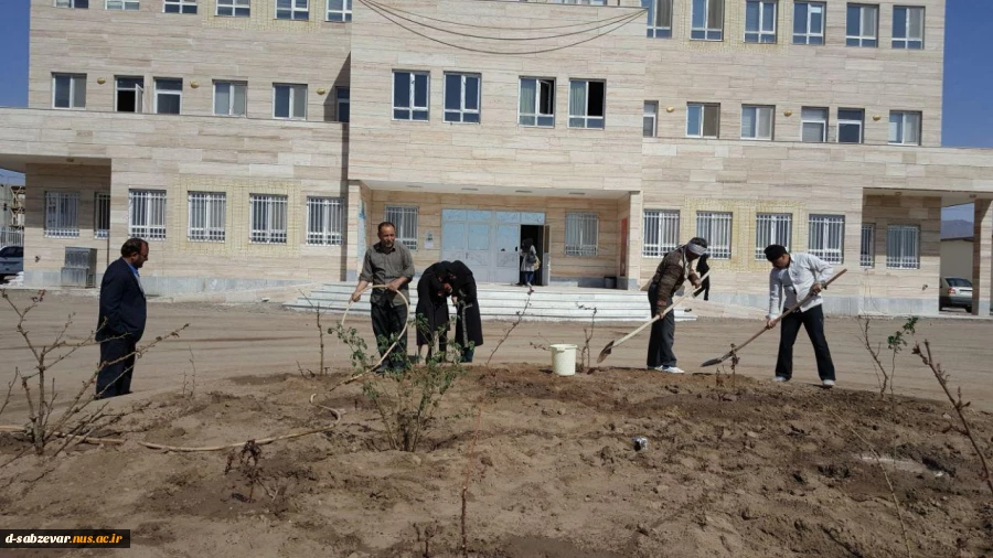 15 اسفند روز درختکاری با شعار هر دانشجو یک درخت