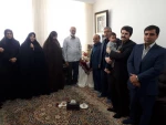 دیدار ریاست وپرسنل دانشکده های فنی سبزوار با خانواده محترم شهید مدافع حرم مهدی موحد نیا در روز جانباز