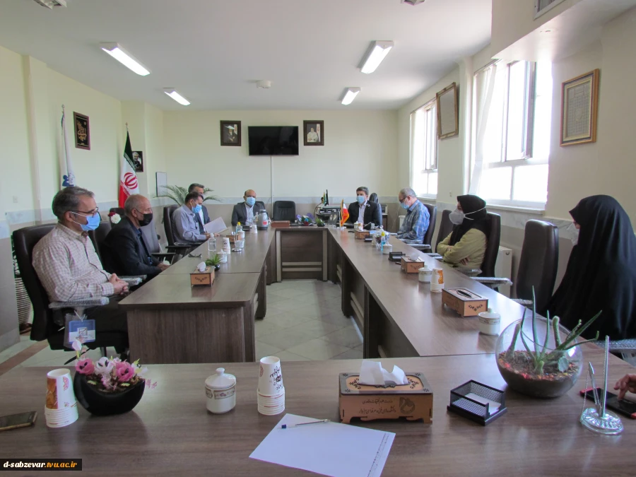 برگزاری مراسم تقدیر از همکار بازنشسته حوزه امور دانشجویی  2