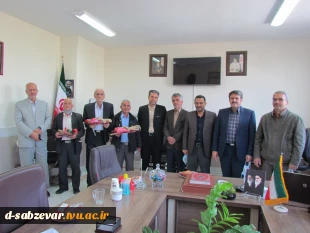  برگزاری مراسم تجلیل از بازنشستگان دانشکده های فنی و حرفه ای سبزوار  10