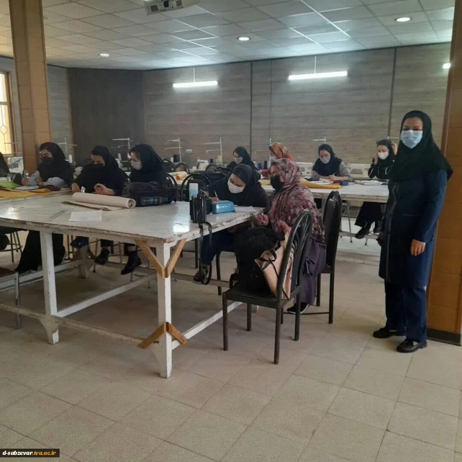 حضور مجدد  دانشجویان دانشکده های فنی و حرفه ای سبزوار در روز یکشنبه مورخ  14 فروردین ماه همگام با  دانشجویان سراسر کشور  2