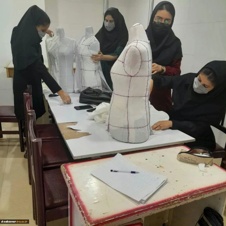 حضور مجدد  دانشجویان دانشکده های فنی و حرفه ای سبزوار در روز یکشنبه مورخ  14 فروردین ماه همگام با  دانشجویان سراسر کشور  8