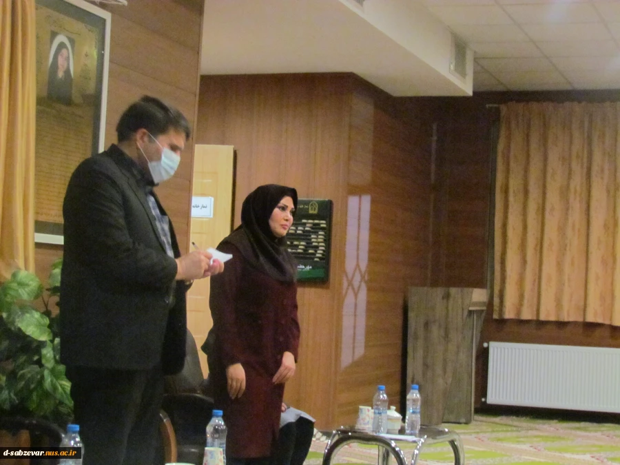 حضور ریاست محترم دانشکده فنی و حرفه ای دختران سبزوار و هیات همراه در جمع دانشجویان خوابگاهی

 10
