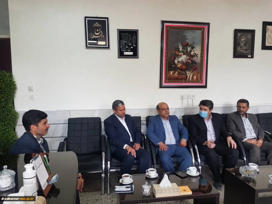 دیدار ریاست  دانشکده های فنی و حرفه ای با معاونت  محترم مدیر کل و مدیریت آموزش و پرورش  شهرستان سبزوار

 2