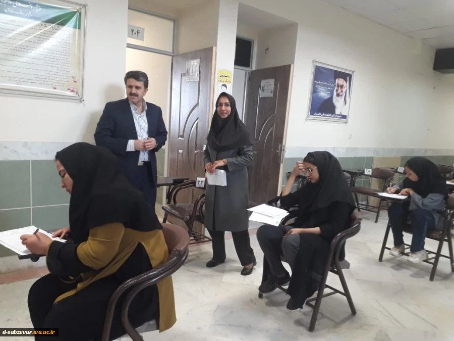 اولین روز برگزاری امتحانات حضوری پایان ترم بعد از دو سال وقفه در قاب تصویر 6