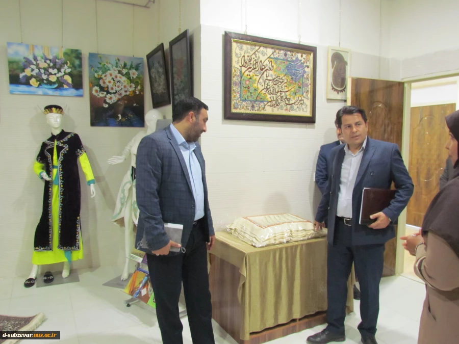 بازدید مدیر کل محترم خدمات آموزشی و نماینده محترم هیات نظارت و ارزیابی دانشگاه فنی و حرفه ای از روند برگزاری امتحانات پایانی  16