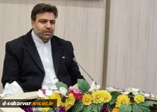 رئیس دانشگاه فنی و حرفه‌ای کشور:
تکنیسین‌های دانشگاه فنی و حرفه‌ای جذب صنعت هسته‌ای می‌شوند/ صنایع متقاضی جذب فارغ‌التحصیلان فنی و حرفه‌ای هستند