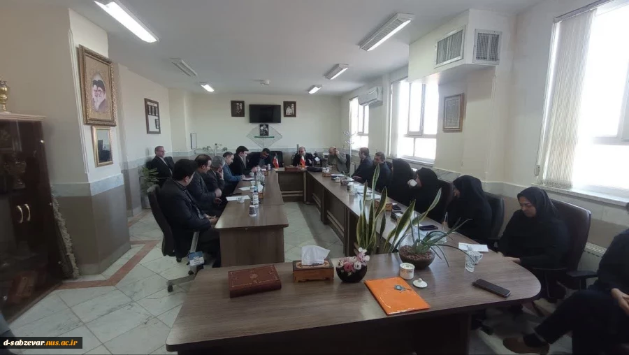 برگزاری جلسه مشترک با حضور جناب آقای دکتر سلطانی نسب مدیرکل محترم آموزشی، جناب آقای دکتر شمامی معاون محترم مدیرکل دانشجویی، جناب آقای مهندس دیواندری نماینده محترم نظارت و ارزیابی و جناب آقای مهندس حسینی‌مقدم نماینده محترم مدیرکل امور اداری دانشگاه فنی و ح