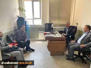 بازدید نمایندگان محترم هیات نظارت ، ارزیابی و تضمین کیفیت استان خراسان رضوی از دانشکده فنی و حرفه ای دختران سبزوار ب 7