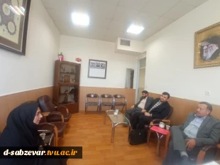 بازدید نمایندگان محترم هیات نظارت ، ارزیابی و تضمین کیفیت استان خراسان رضوی از دانشکده فنی و حرفه ای دختران سبزوار ب 17