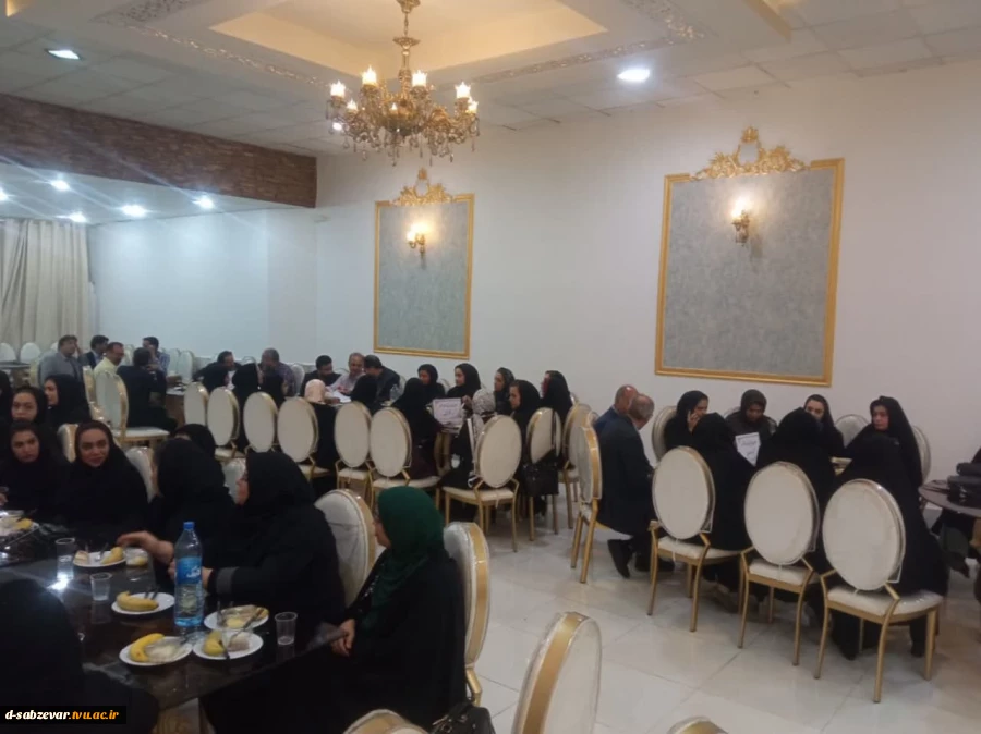 برگزاری اولین جلسه هم اندیشی  اساتید دانشکده فنی و حرفه ای دختران سبزوار در سال 1403 4