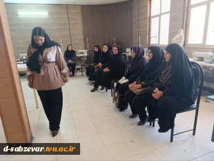 برگزاری ژوژمان دانشجویان رشته ی طراحی و دوخت دانشکده فنی و حرفه ای دختران سبزوار با ریاست محترم و جمعی از مسئولین  7