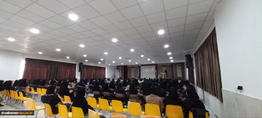 گزارش تصویری از برگزاری جلسه معارفه و آشنایی دانشجویان جدیدالورود کارشناسی آموزشکده ملی مهارت دختران سبزوار 5
