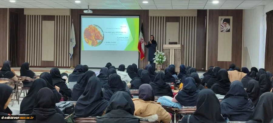 گزارش تصویری از برگزاری جلسه معارفه و آشنایی دانشجویان جدیدالورود کارشناسی آموزشکده ملی مهارت دختران سبزوار 6